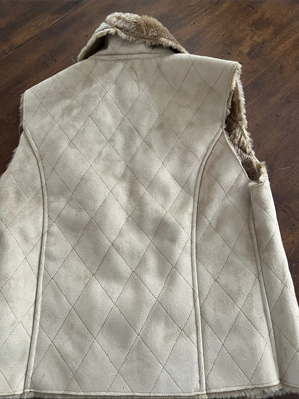 Girls Cream Quilted Faux-Suede Vest with Faux-Fur Trim M